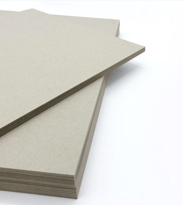 Gepersonaliseerd formaat Gelamineerd gewoon papier 800 gm grijs chip board platen