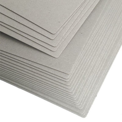 Hoge kwaliteit materiaal terug rollen gerecycleerde materialen 300gm grijs papier board