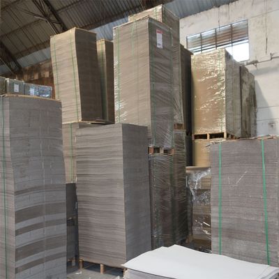 PE-coatingsmateriaal vloerbeschermingspapierrol voor de bescherming van zware machines