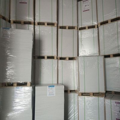 3.0mm 1000gm Gelamineerd Papier Grijzige chips Board Solid Cardboard Sheets