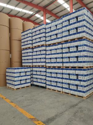 OEM houtvrij offsetpapier voor het afdrukken van eenkleurige of meerkleurige boekomslagen