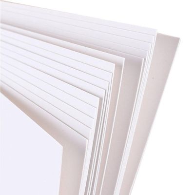 Witte ongecoate platte offset afdrukpapier 65 g 70 g 75 g 80 g dubbelzijdige coating maten 622 mm 810 mm 610 mm