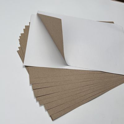 C1S Kraft teruggecoat duplex kartonpapier in plaat of rol